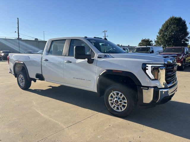 2026 GMC Sierra 2500HD Pro's photo