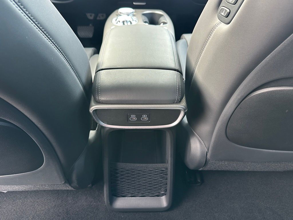 2025 Genesis GV60 Advanced AWD photo 26