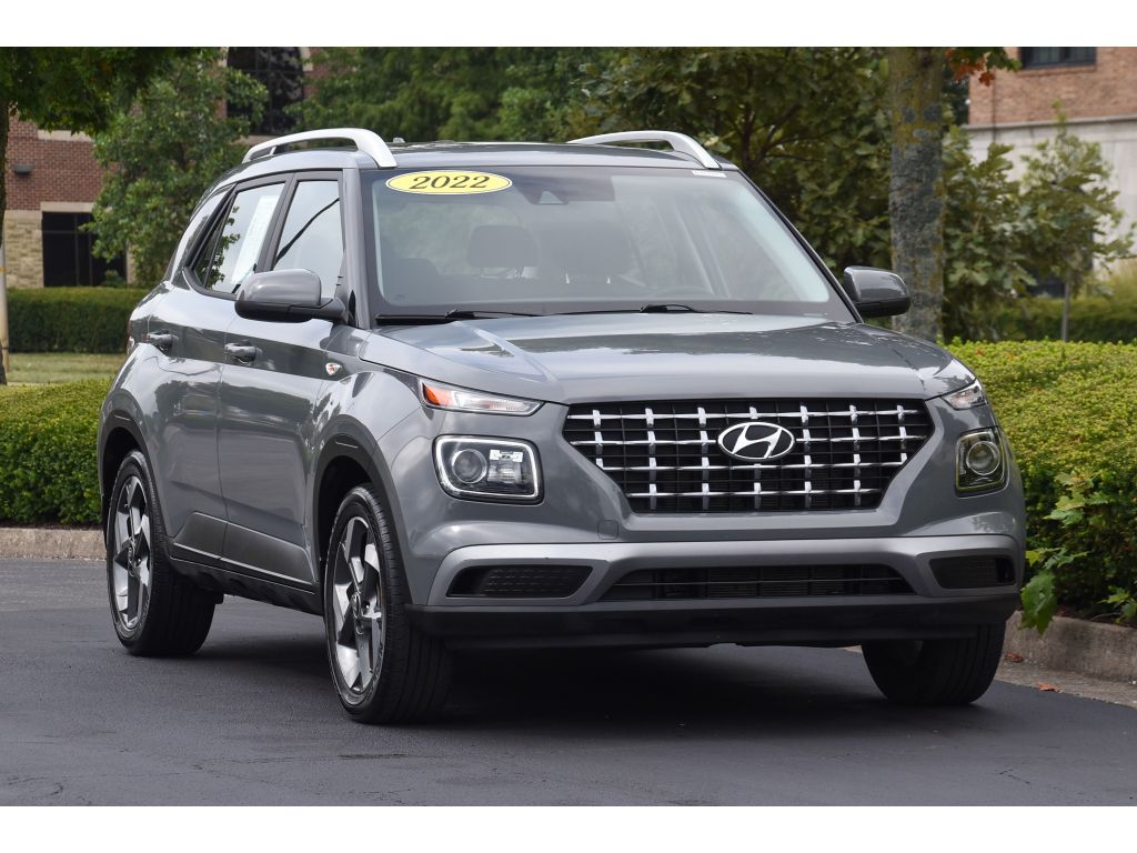2022 Hyundai Venue SEL Limited photo 2