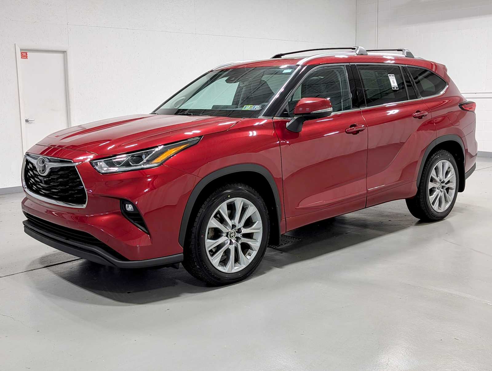 Pre-Owned 2021 Toyota Highlander Limited in Ruby Flare Pearl ...