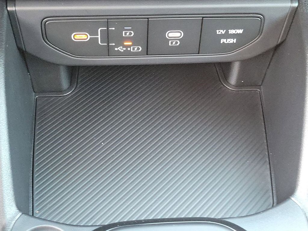 2025 Kia K4 LXS photo 21