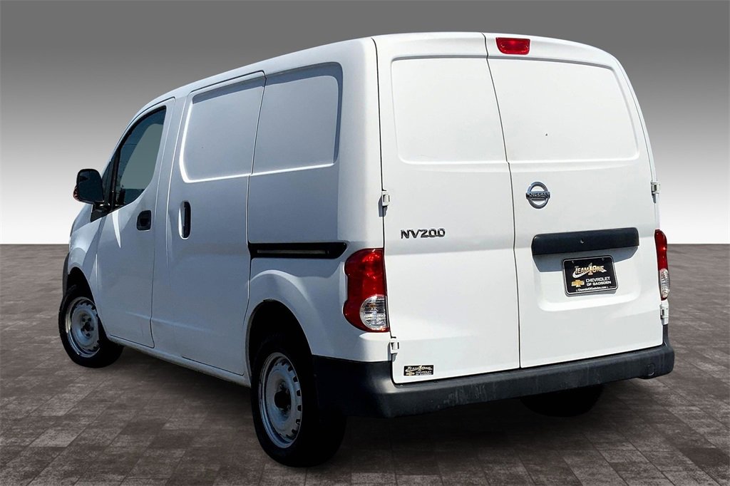 2017 Nissan NV200 S photo 11
