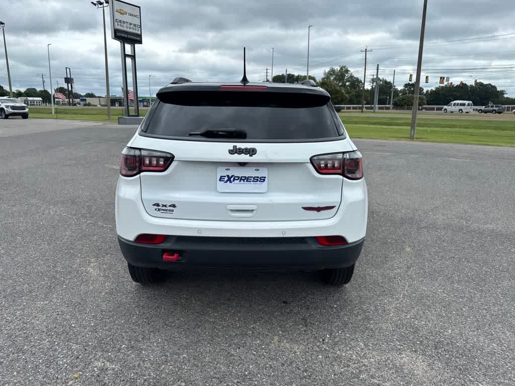 2022 Jeep Compass Trailhawk photo 4
