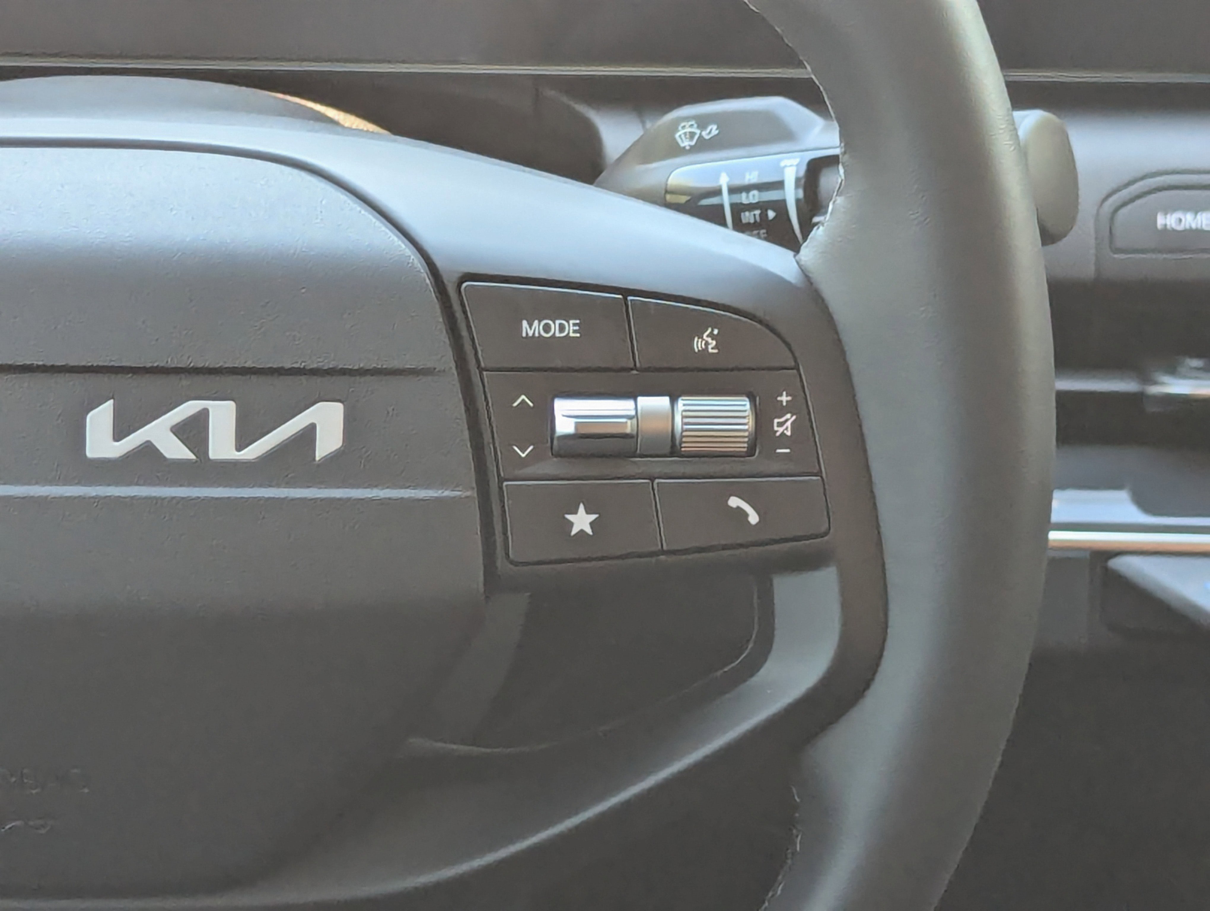 2025 Kia K4 EX photo 7