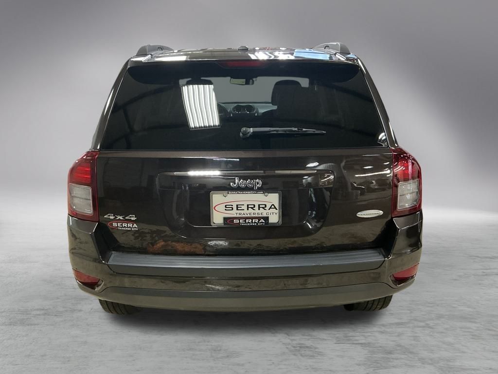 2014 Jeep Compass Latitude photo 3