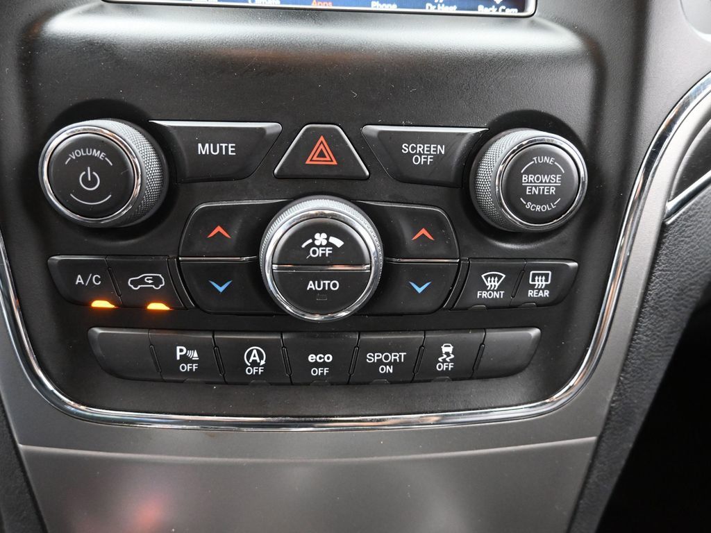 2018 Jeep Grand Cherokee Limited photo 14