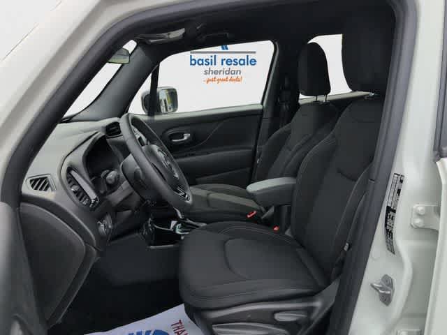 2022 Jeep Renegade Altitude photo 10