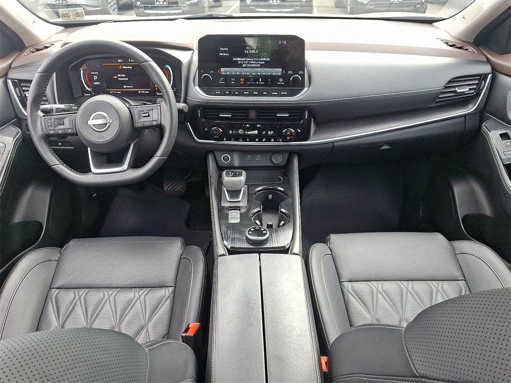 2023 Nissan Rogue Platinum photo 15