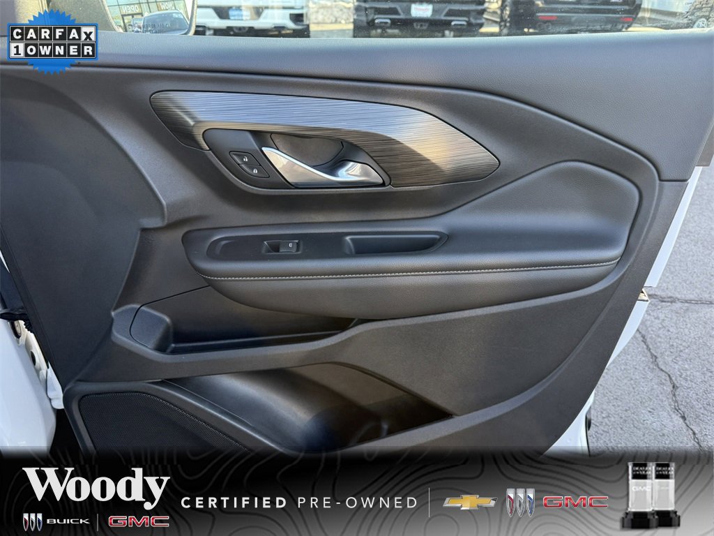 2023 GMC TERRAIN - Image 33