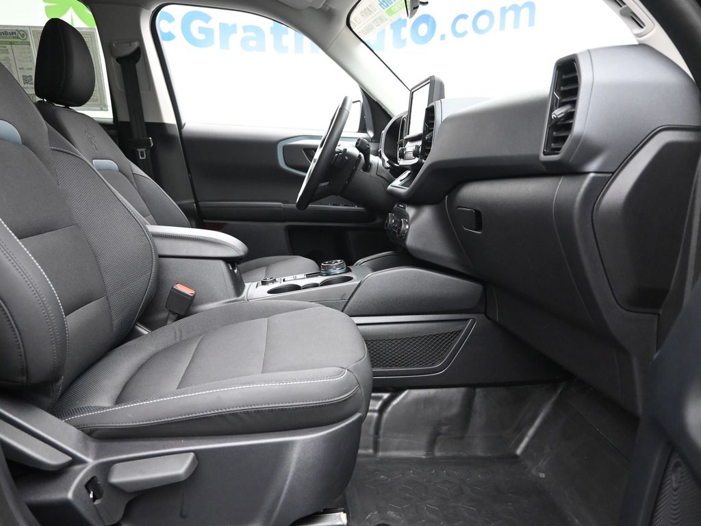 2024 Ford Bronco Sport Badlands photo 2