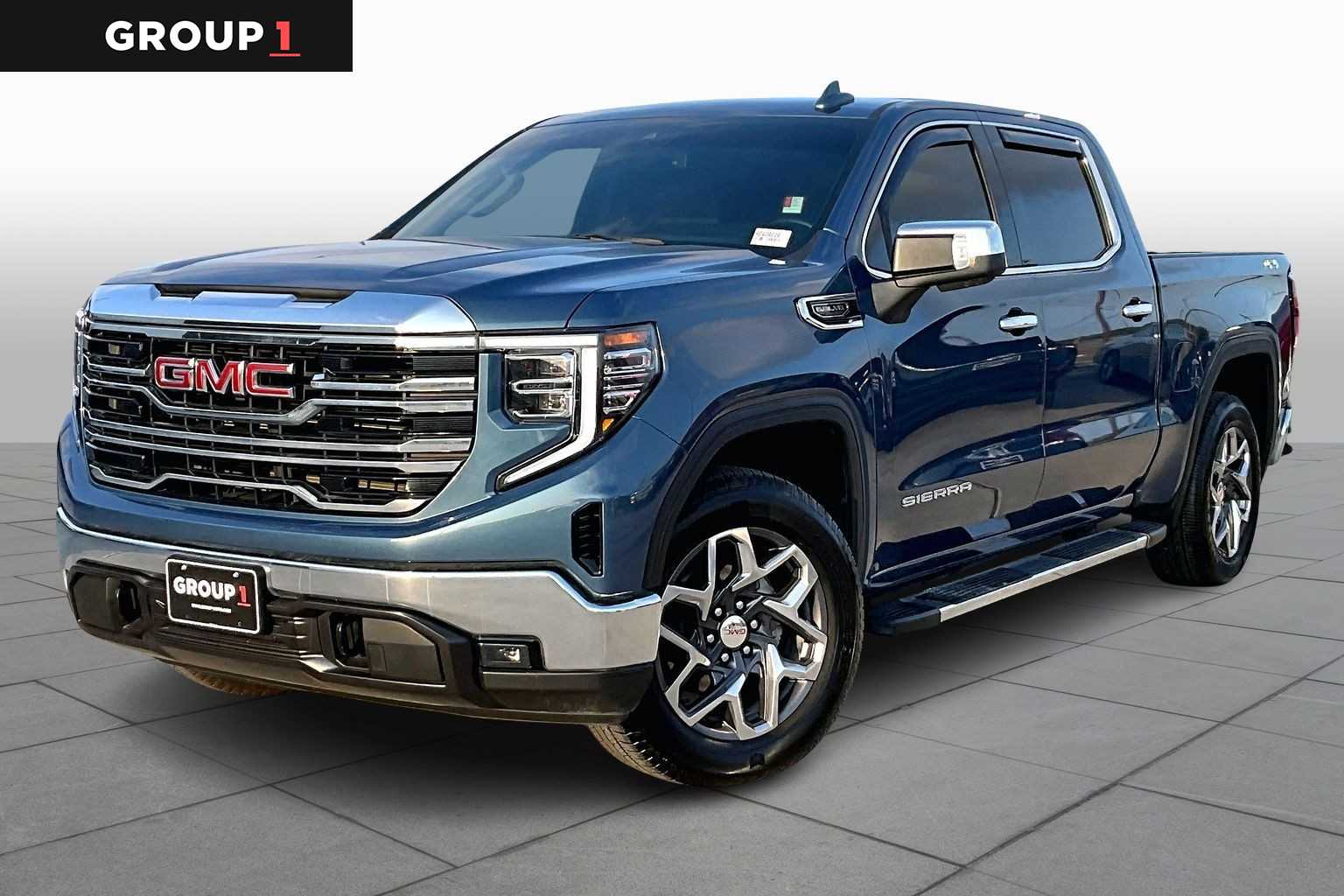 2024 GMC Sierra 1500 SLT's photo