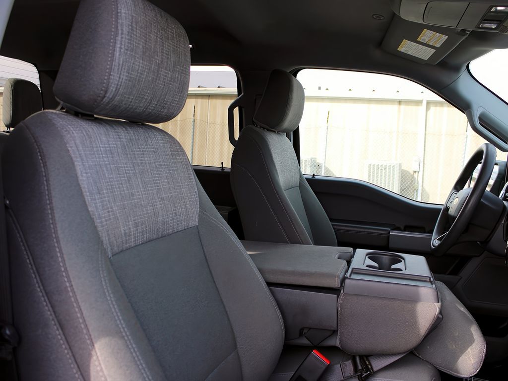 2024 Ford F-150 XLT photo 21