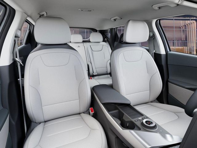 2025 Kia EV6 Light Wind photo 14