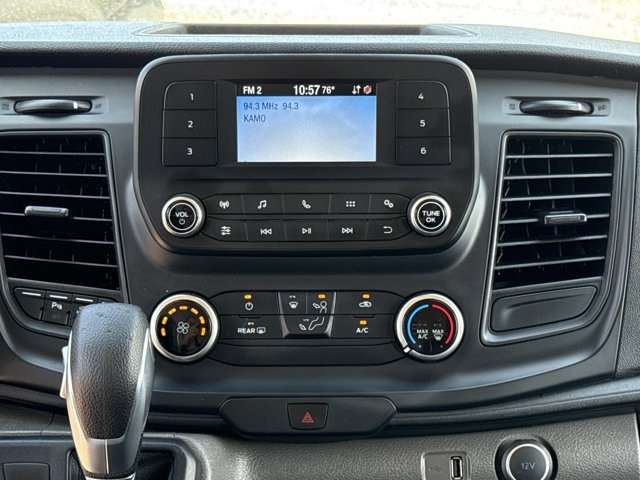 2021 Ford Transit Passenger XL photo 3