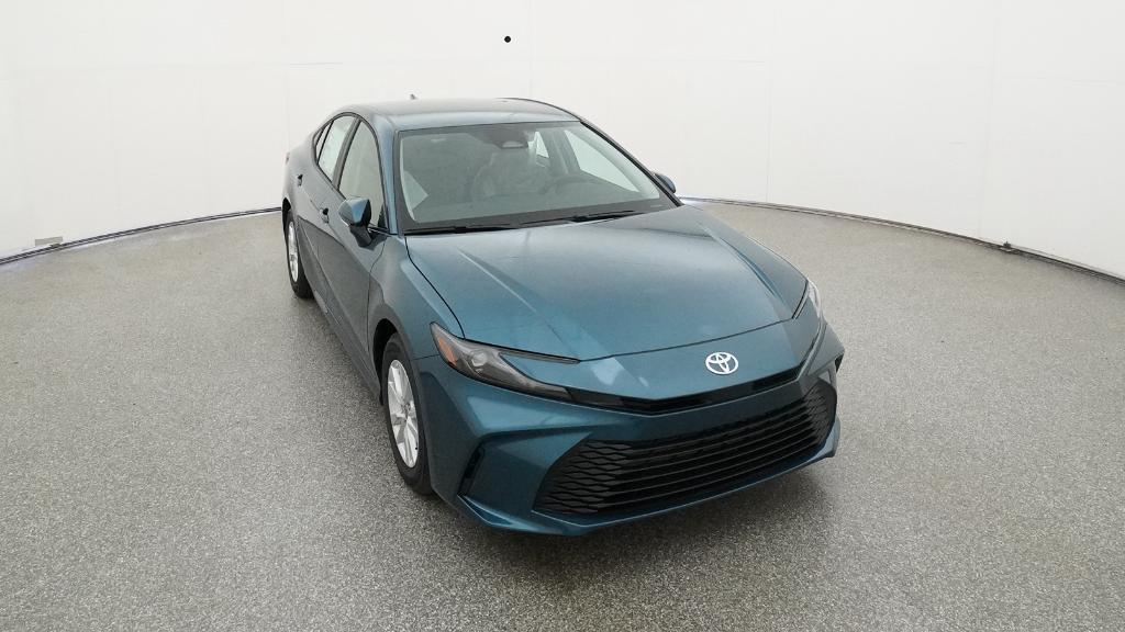 2026 Toyota Camry LE photo 32