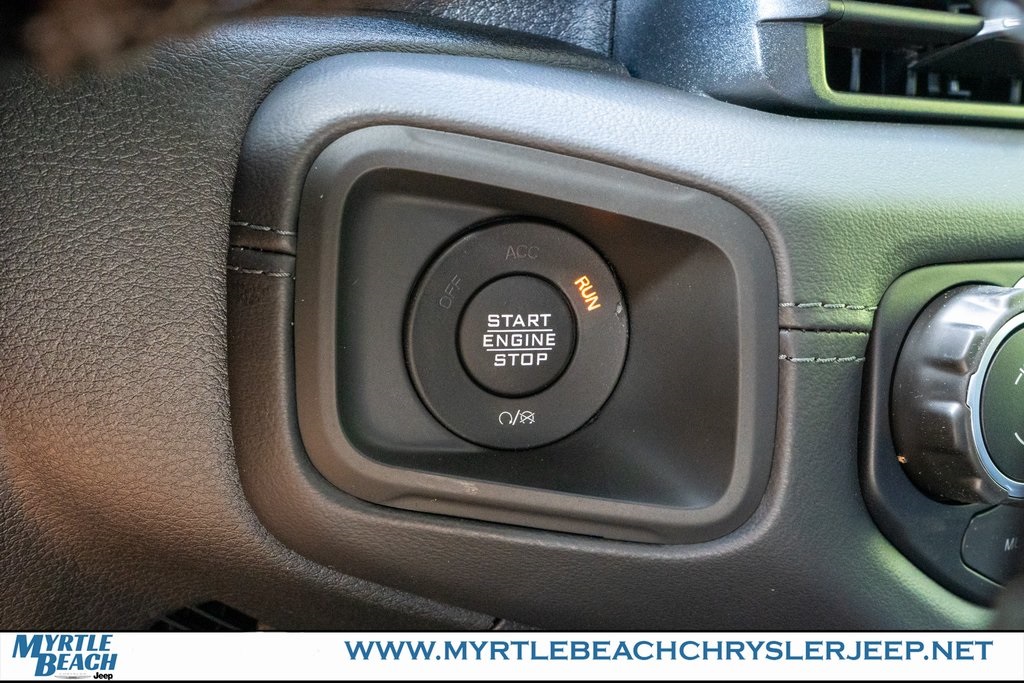 2025 Jeep Gladiator Sport photo 26