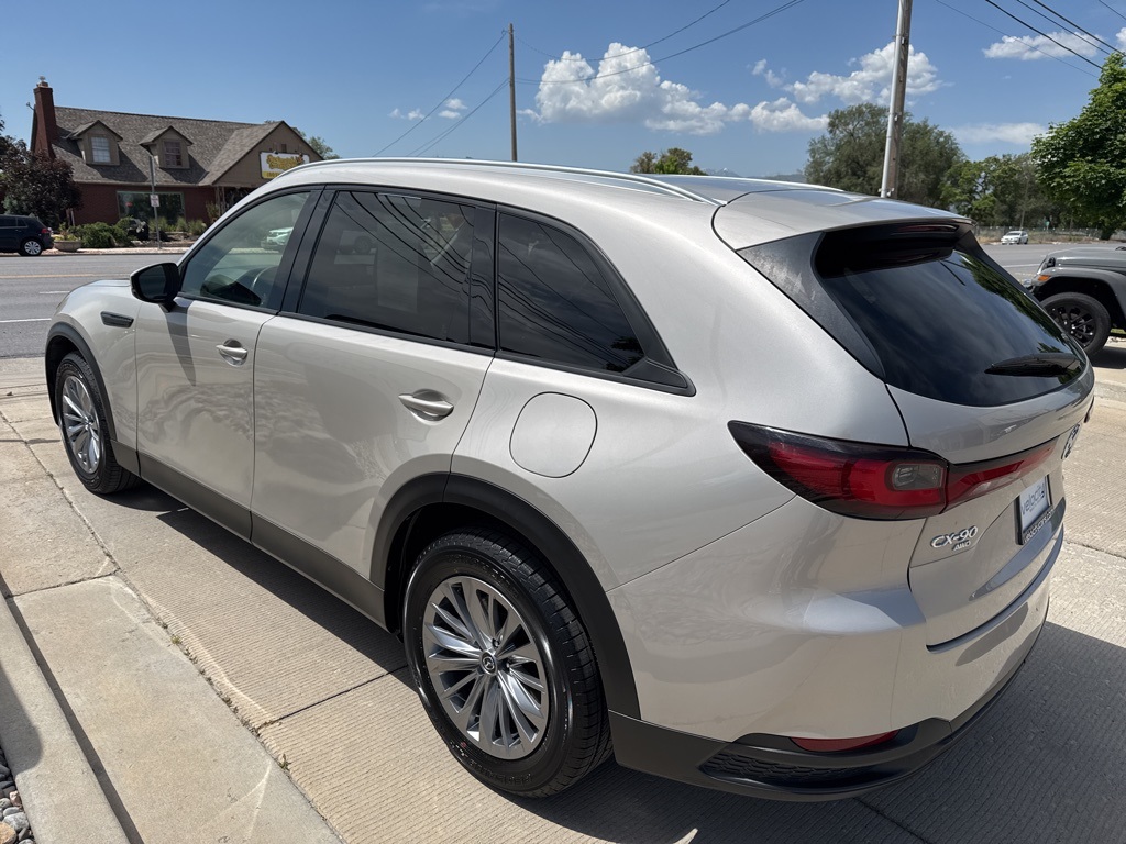 2024 Mazda CX-90 3.3 Turbo Preferred photo 4