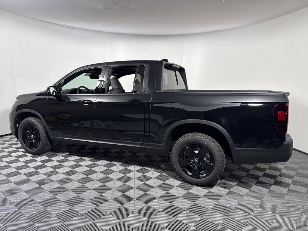 2026 Honda Ridgeline Black Edition photo 4