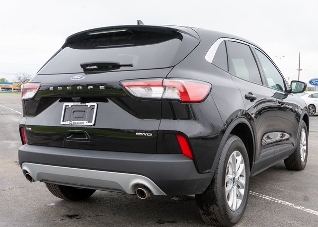 2022 Ford Escape SE photo 5