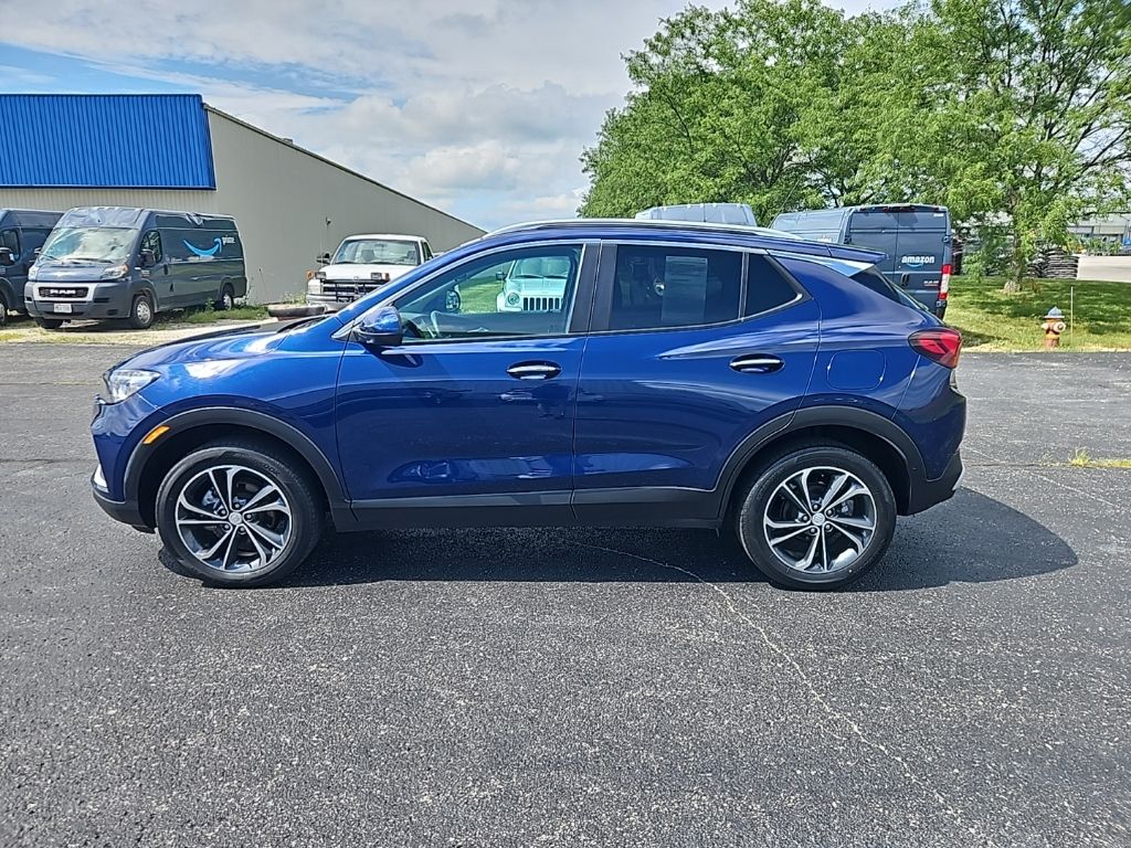 2023 Buick Encore GX Select photo 2