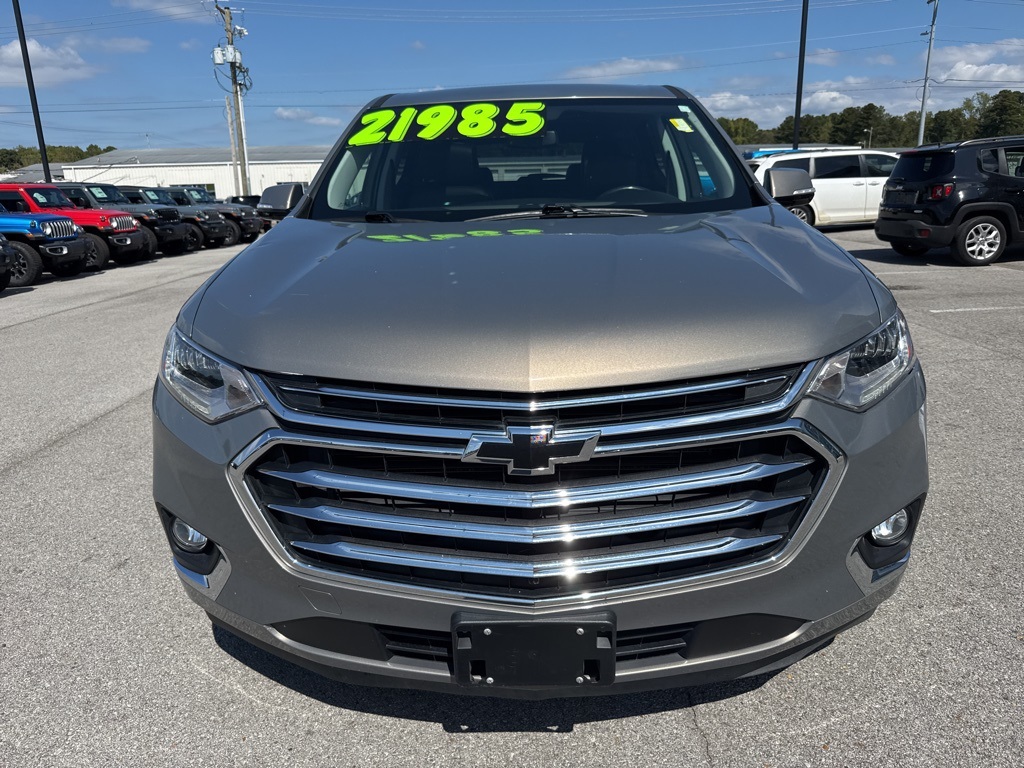 2018 Chevrolet Traverse Premier photo 3