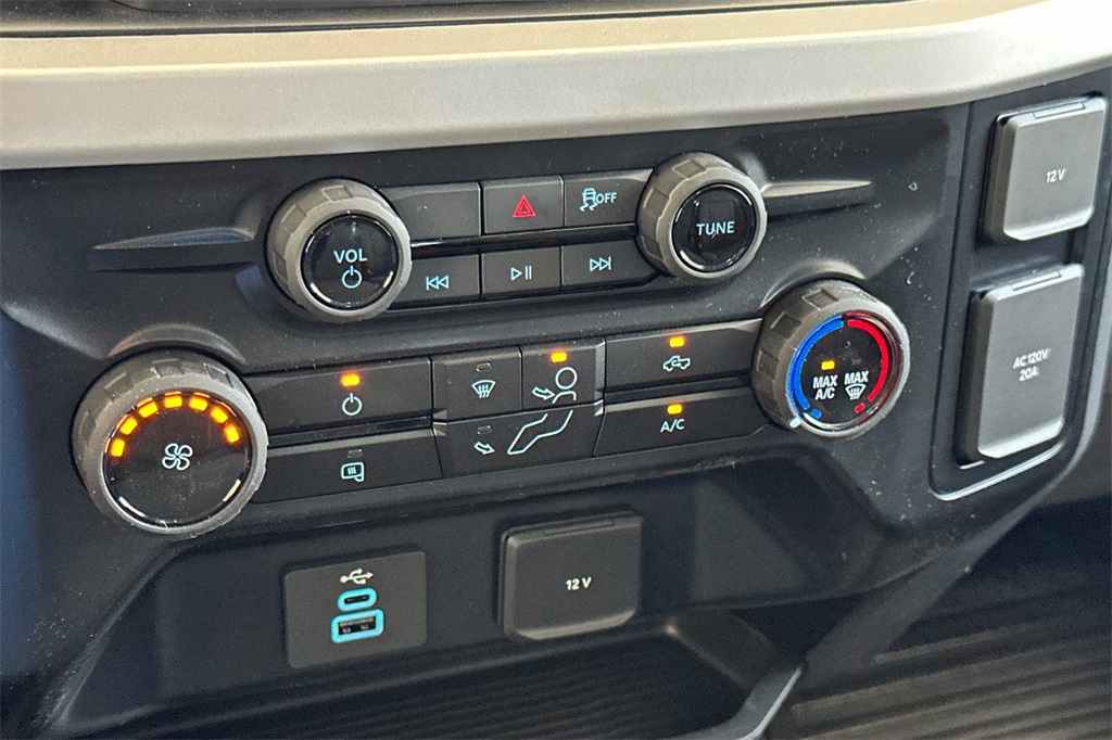 2025 Ford F-550 XL photo 14