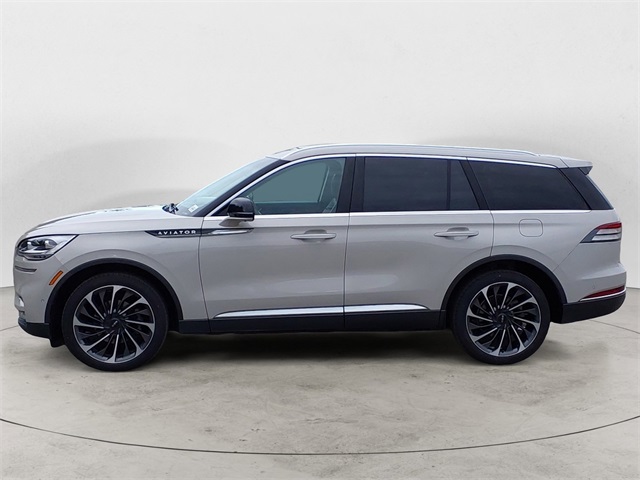 2020 Lincoln Aviator Reserve photo 2