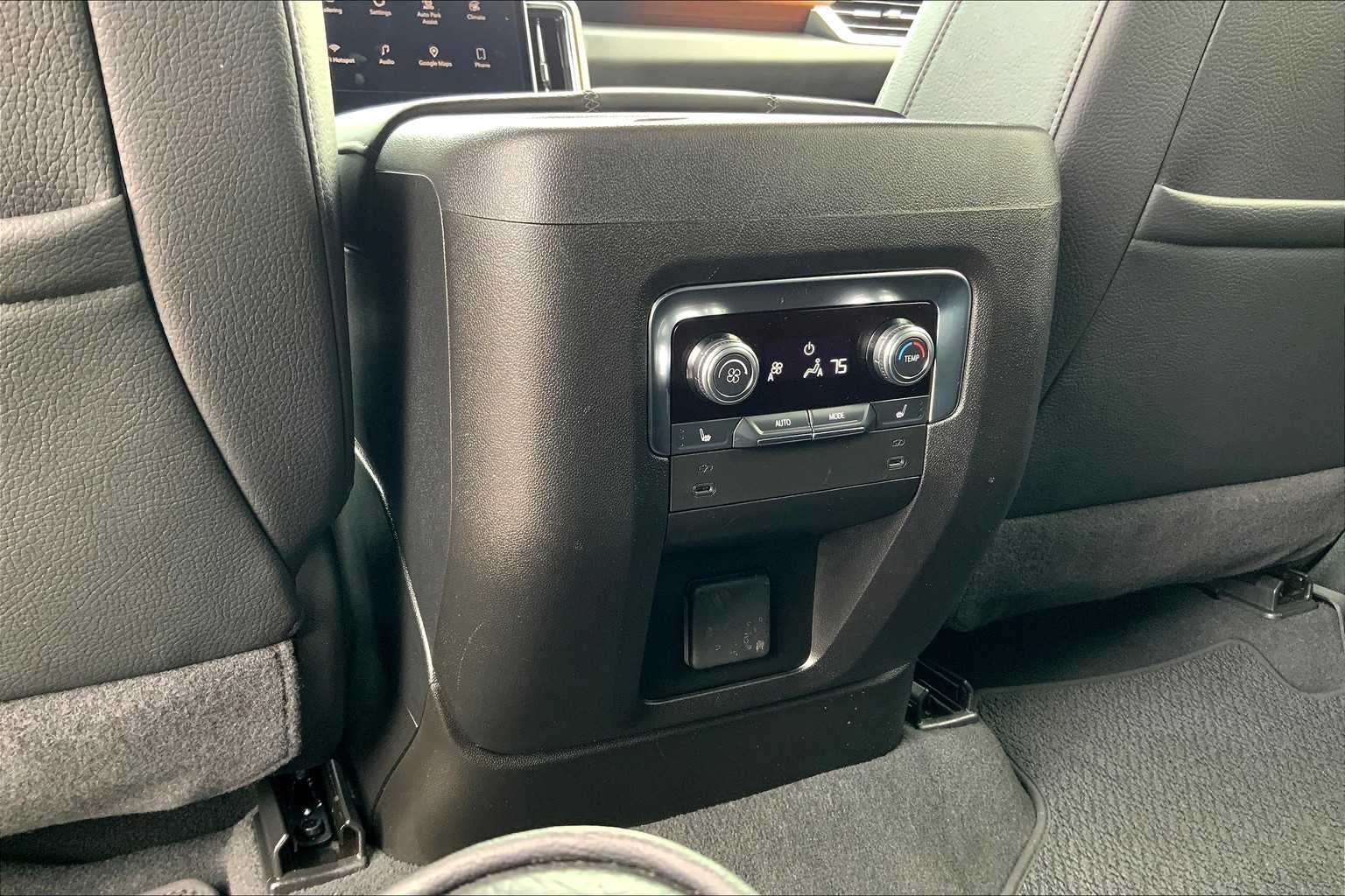 2025 Gmc Yukon Denali photo 61