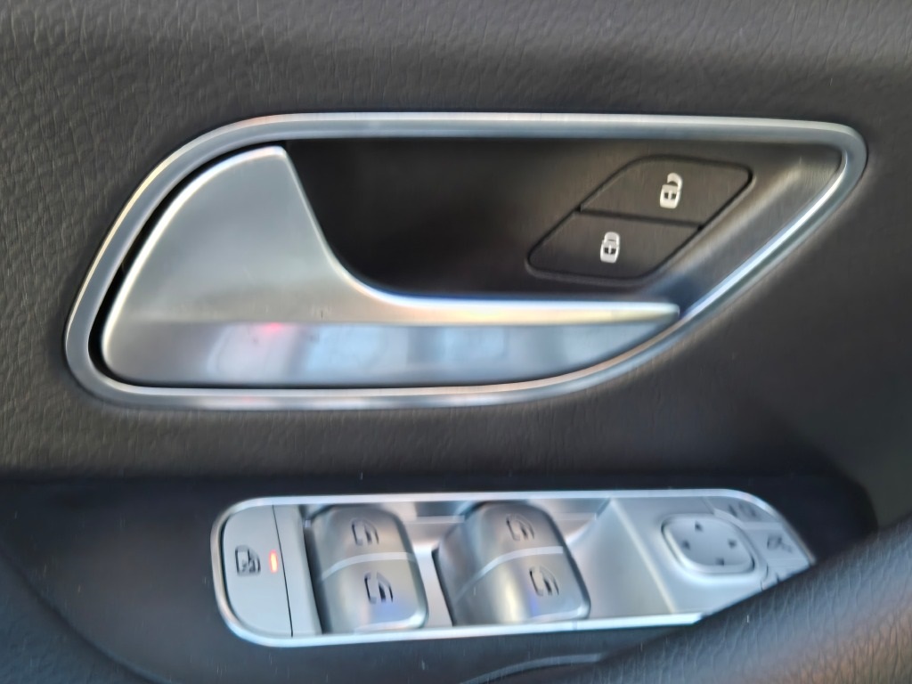 2024 Mercedes Benz GLE 350 4MATIC photo 25