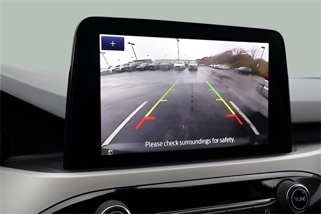 2022 Ford Escape SE photo 4