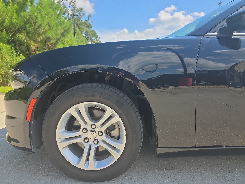 2023 Dodge Charger SXT photo 4