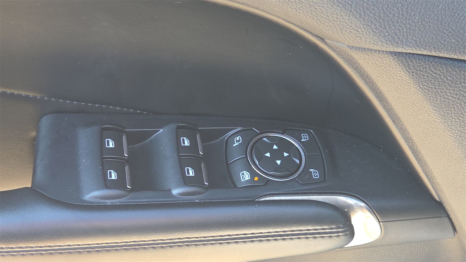 2016 Lincoln MKC Reserve photo 24