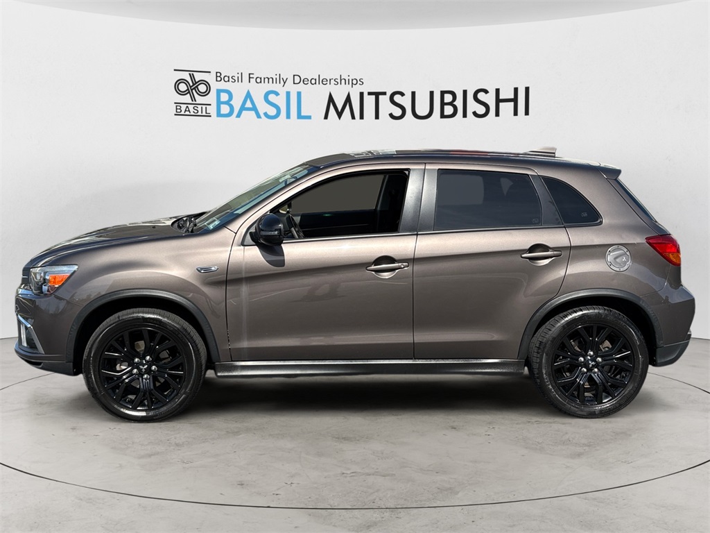 2018 Mitsubishi Outlander Sport LE photo 2