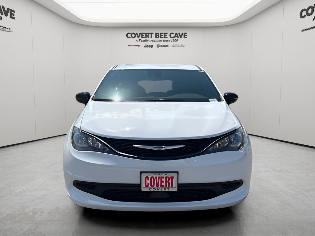 2026 Chrysler Voyager LX photo 2
