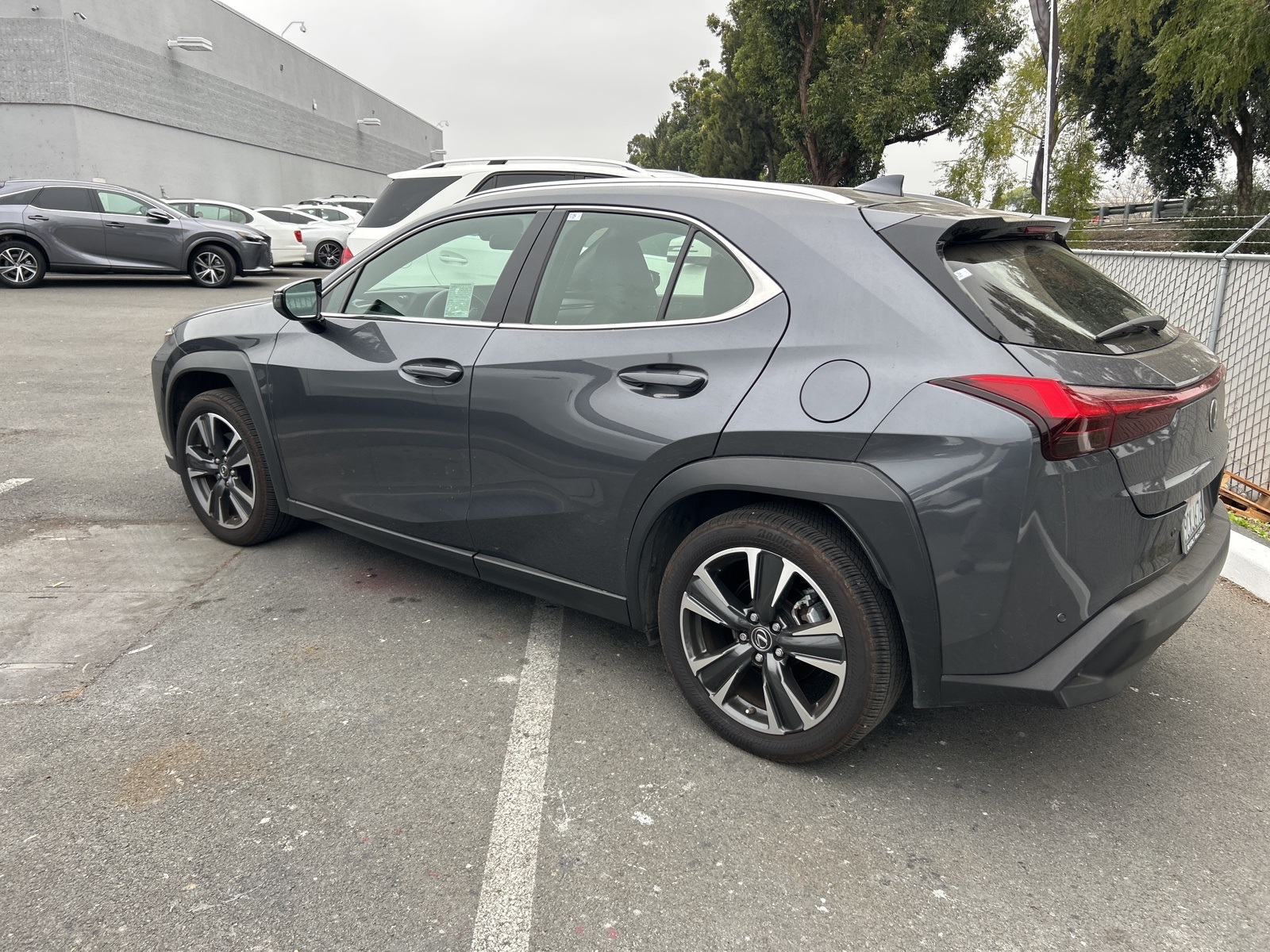 2022 Lexus UX 200 photo 4