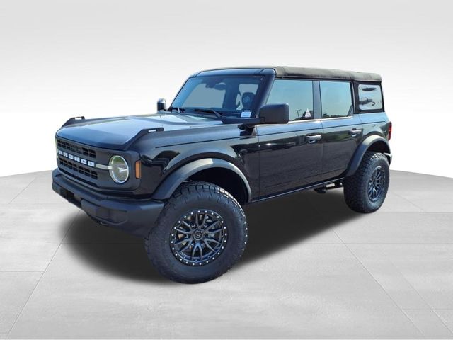 2025 Ford Bronco Base photo 2