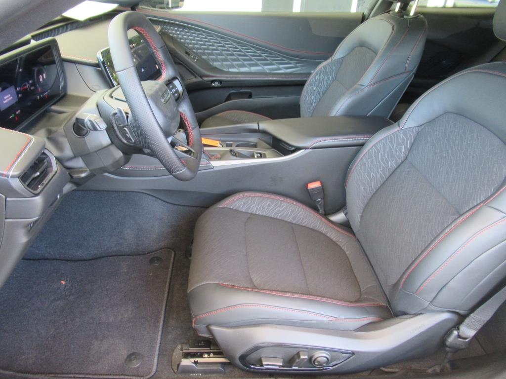 2025 Dodge Charger R/T photo 8