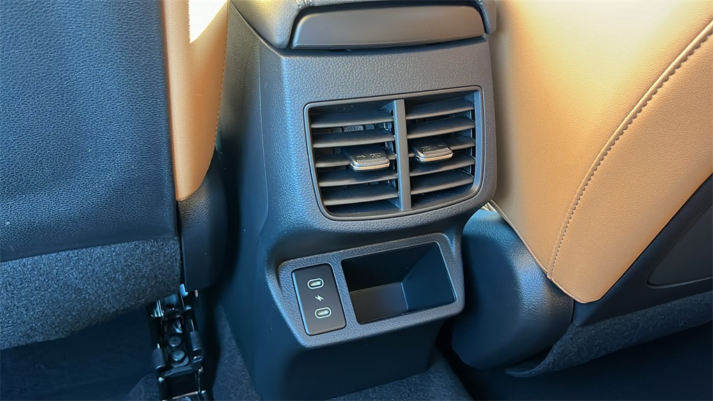 2026 Kia Seltos EX photo 6