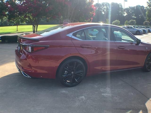 2025 Lexus ES 350 F SPORT Handling photo 3