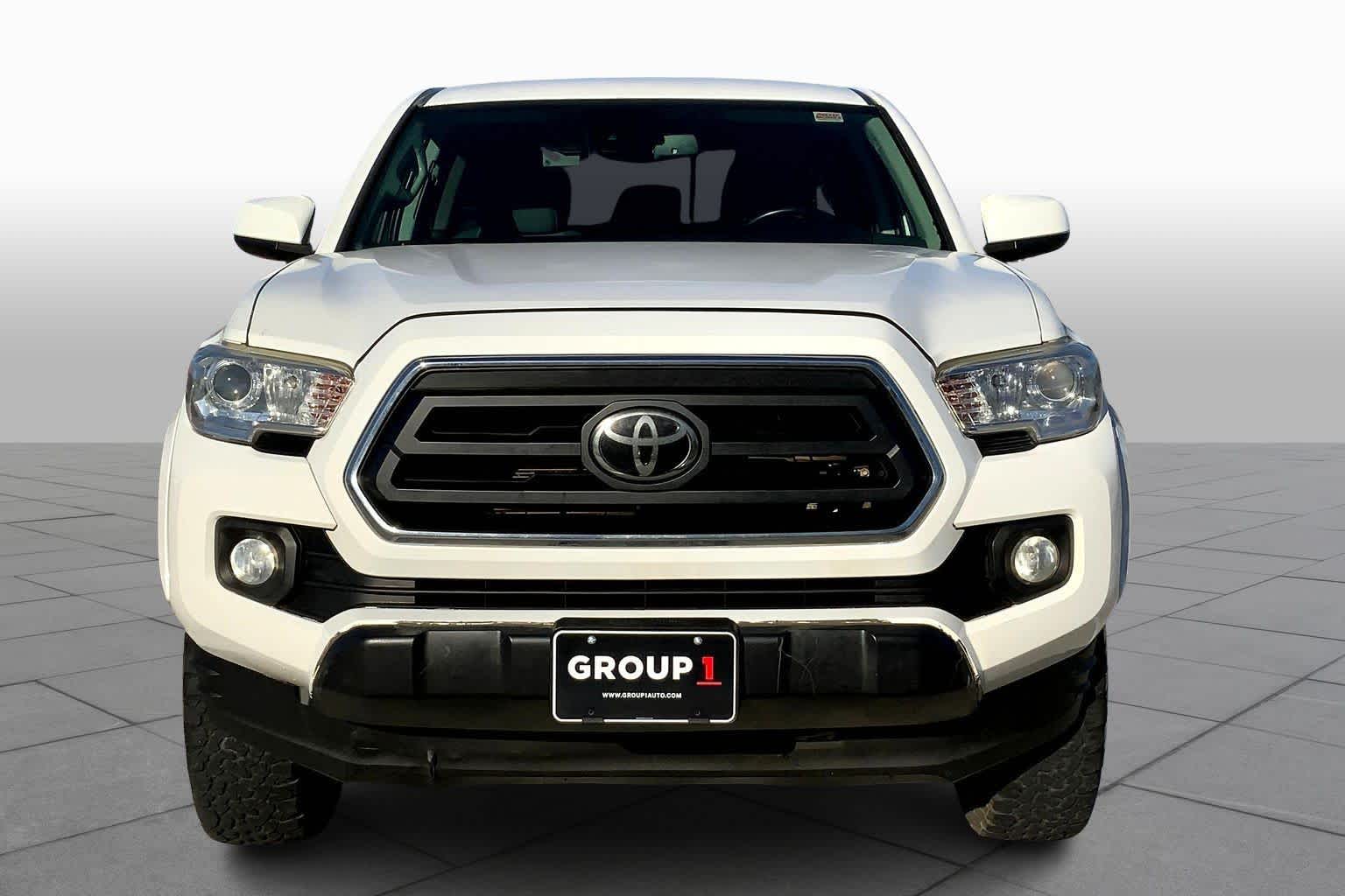 2020 Toyota Tacoma SR5 photo 3