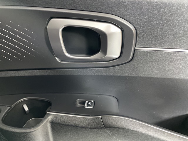 2025 Kia Sorento S photo 14