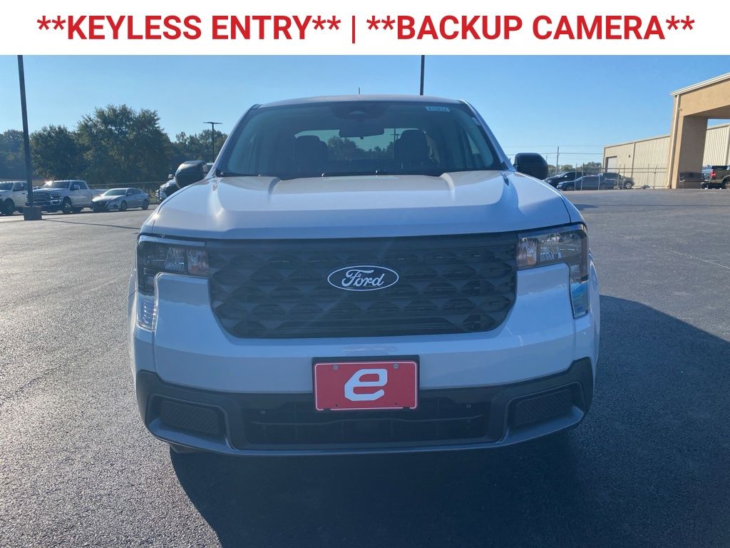 2025 Ford Maverick XLT photo 2