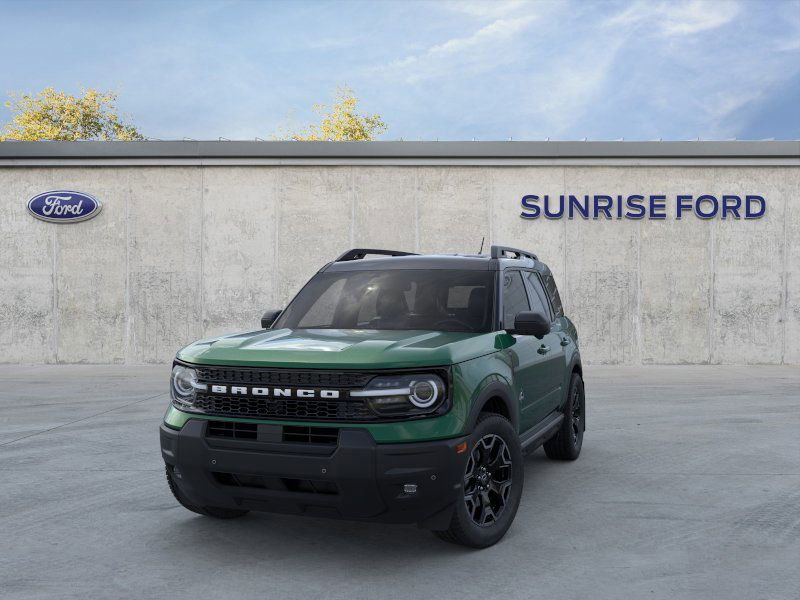 2025 Ford Bronco Sport Outer Banks photo 2