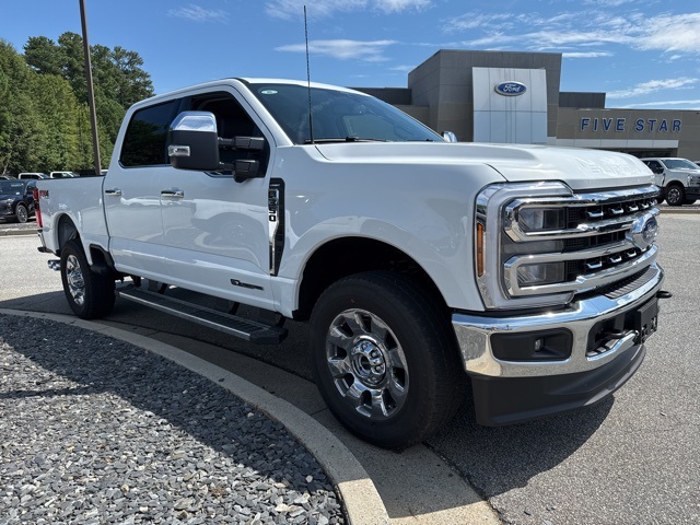 2026 Ford F-350 photo 2