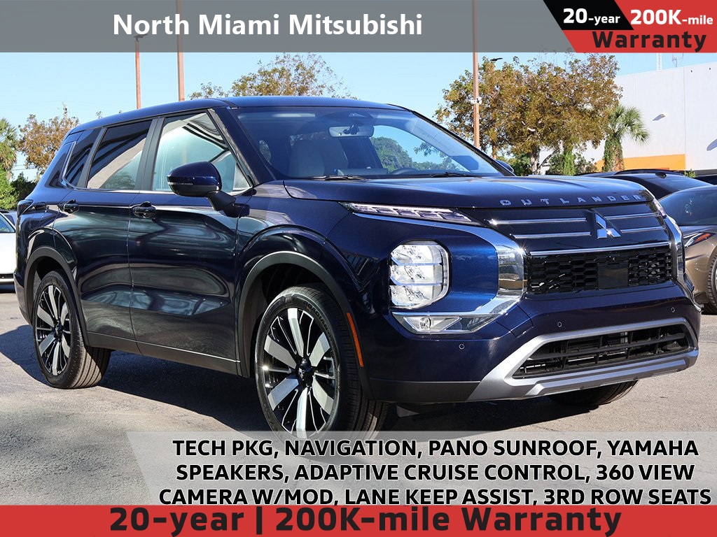 2025 Mitsubishi Outlander SE's photo