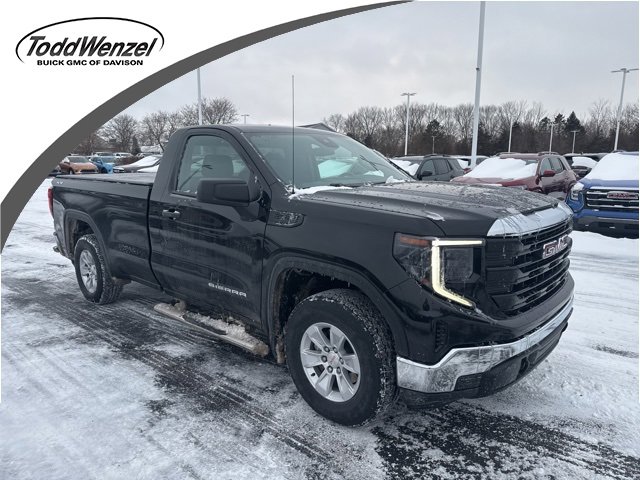 2023 GMC Sierra 1500 Pro's photo