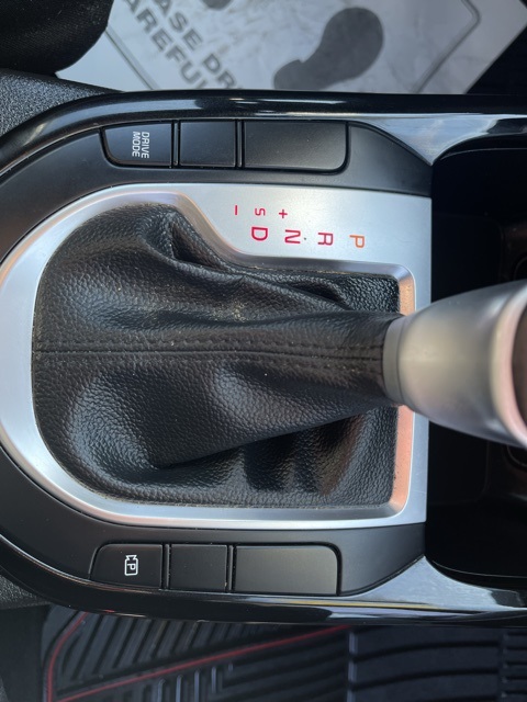 2023 Kia Forte GT-Line photo 28