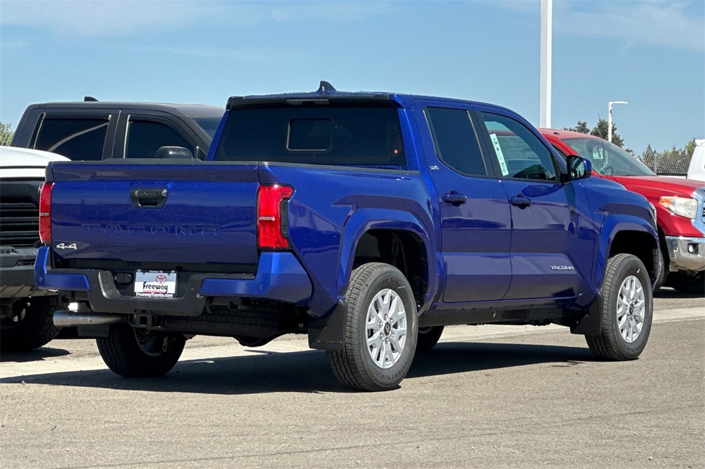 2025 Toyota Tacoma SR5 photo 4