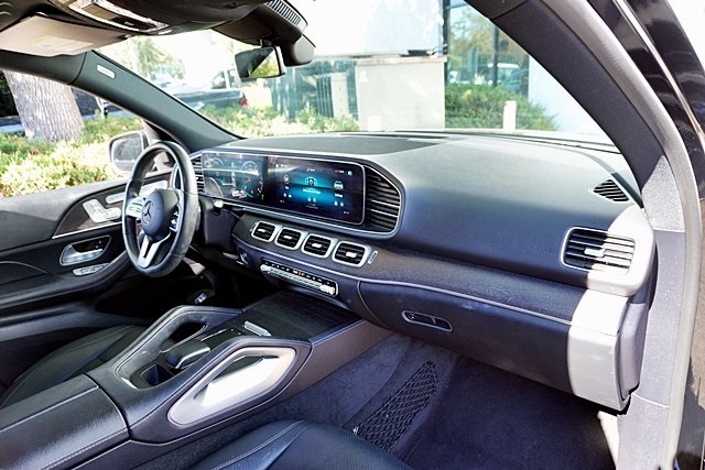 Used 2020 Black Mercedes-Benz GLE 350 image 9