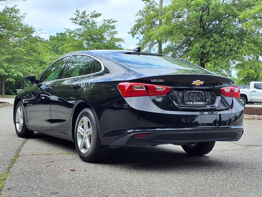 2023 Chevrolet Malibu 1LT photo 4